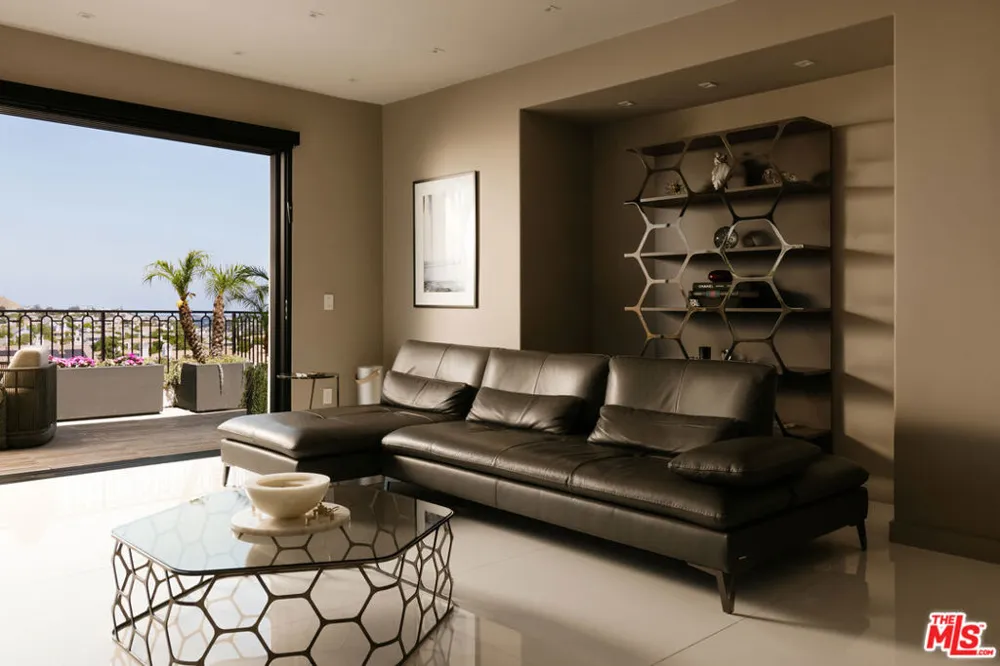 25571 Prado De Azul Calabasas, CA 91302