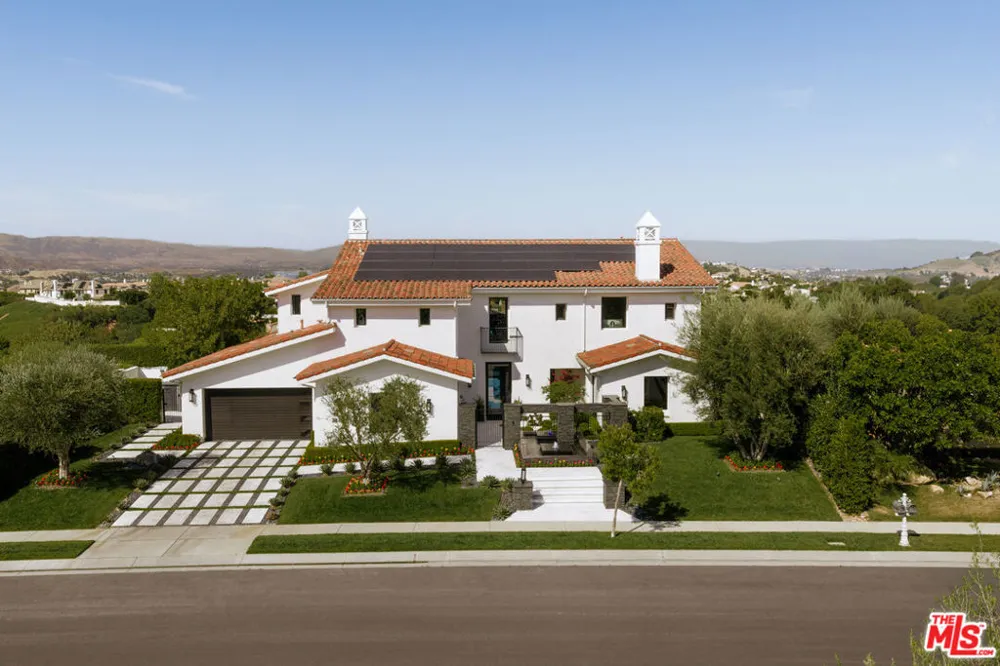 25571 Prado De Azul Calabasas, CA 91302