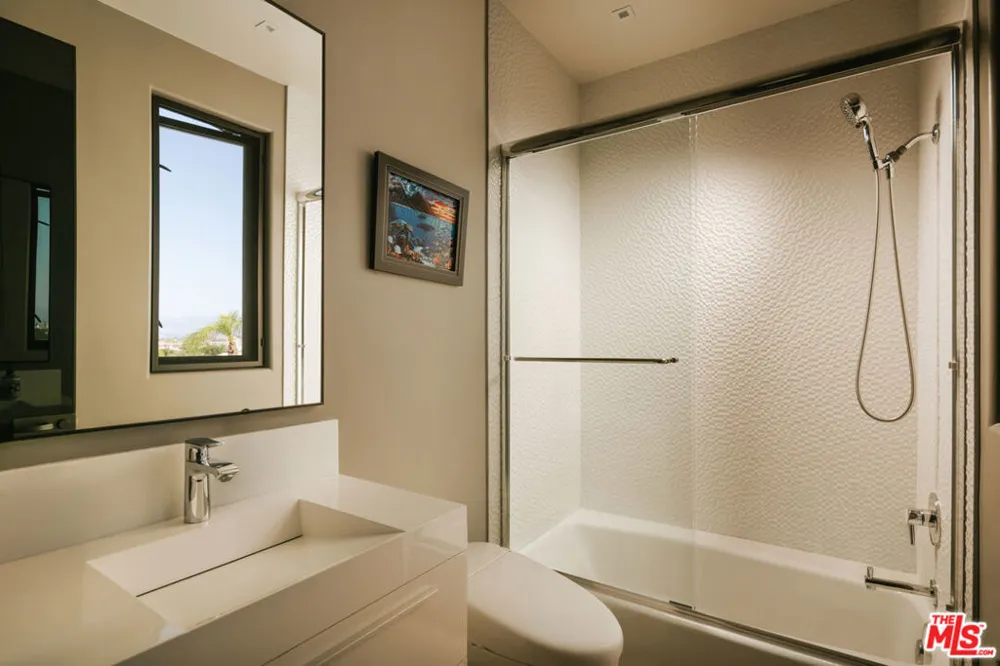 25571 Prado De Azul Calabasas, CA 91302
