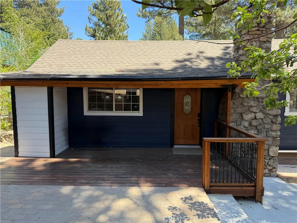 691 Yukon #B Green Valley Lake, CA 92341