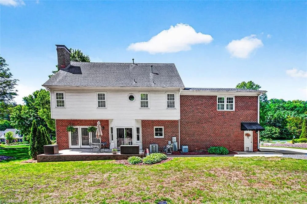745 Newbern Avenue Asheboro, NC 27205