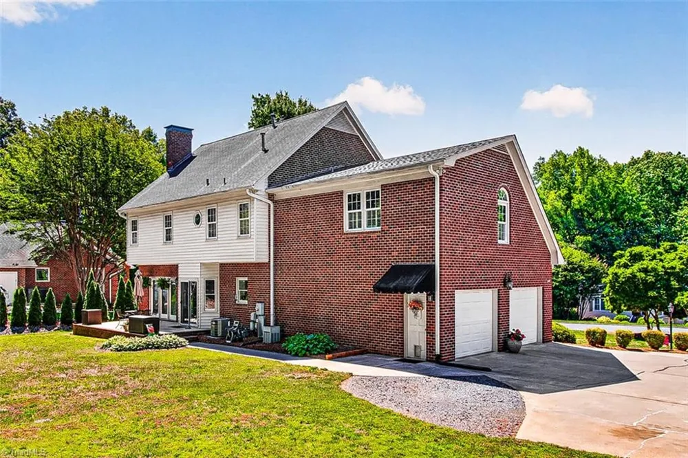 745 Newbern Avenue Asheboro, NC 27205