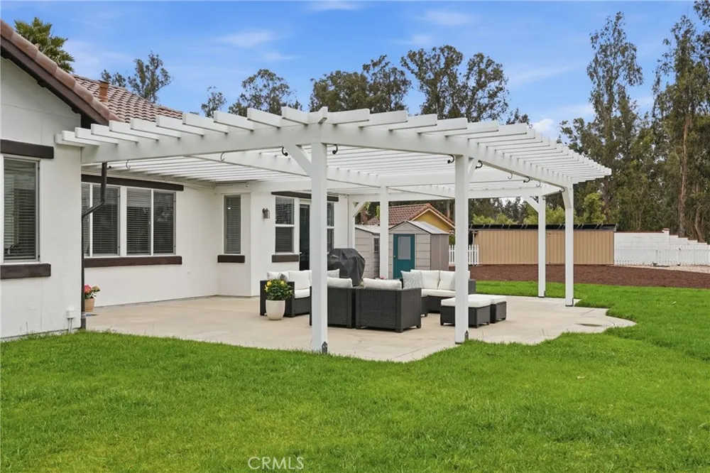 1390 Coloma Nipomo, CA 93444