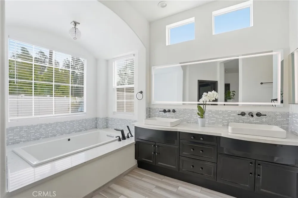 1390 Coloma Nipomo, CA 93444