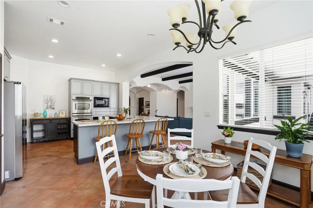 1390 Coloma Nipomo, CA 93444