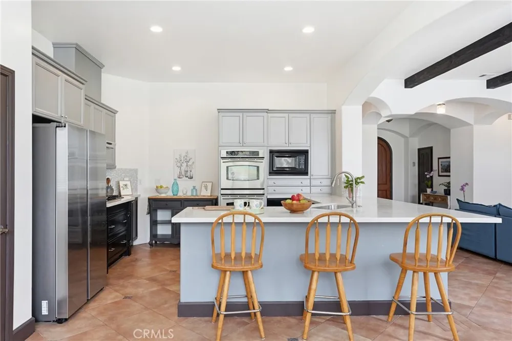 1390 Coloma Nipomo, CA 93444