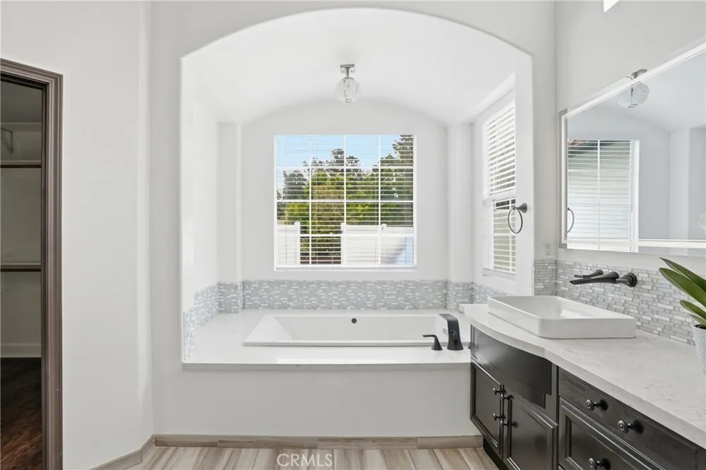 1390 Coloma Nipomo, CA 93444