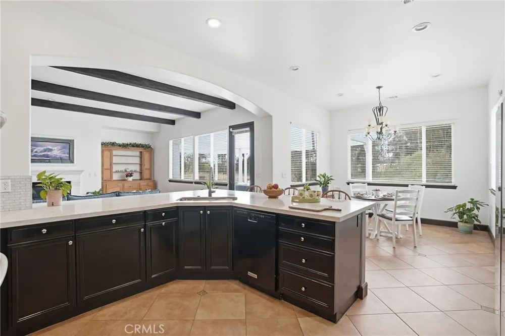 1390 Coloma Nipomo, CA 93444