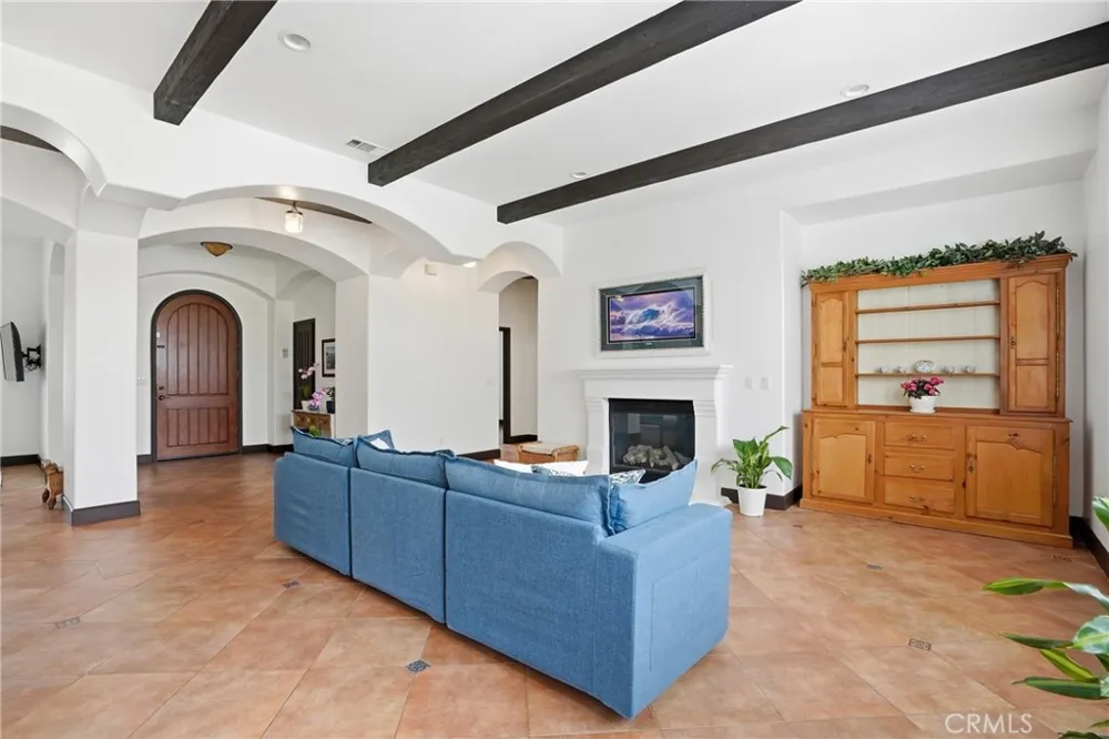 1390 Coloma Nipomo, CA 93444