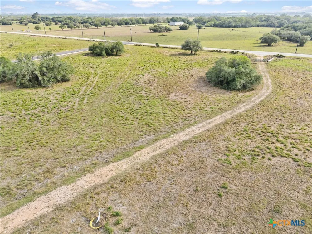 6 FM 530 Edna, TX 77957