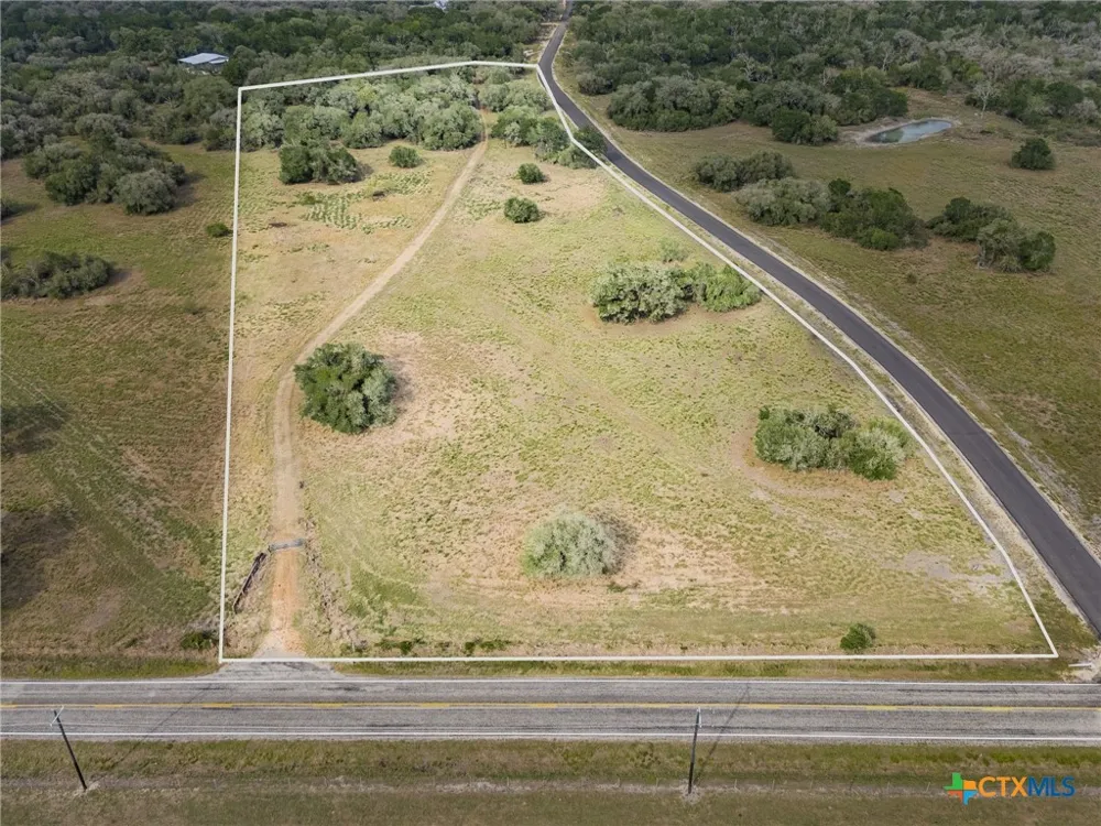 6 FM 530 Edna, TX 77957