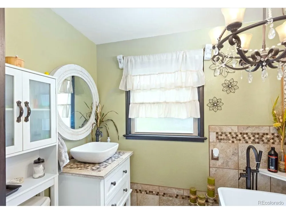 9825 US Highway 50 Howard, CO 81233