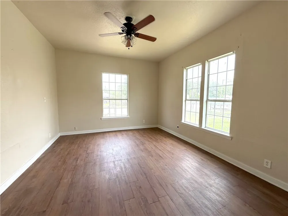 4129 Barrera Drive Corpus Christi, TX 78416