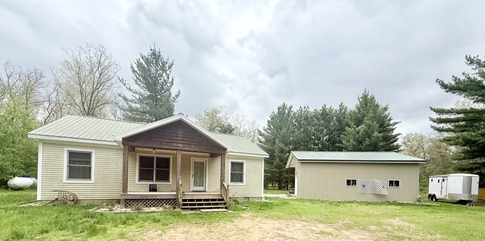 2472 W 14 Mile Road Bitely, MI 49309