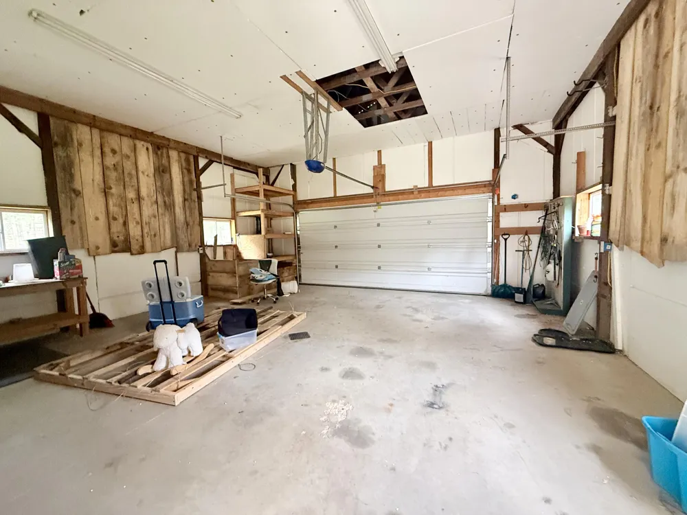 2472 W 14 Mile Road Bitely, MI 49309