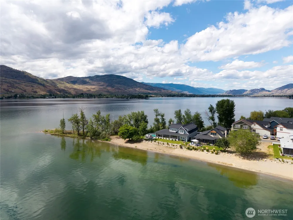 228 Veranda Drive Oroville, WA 98844