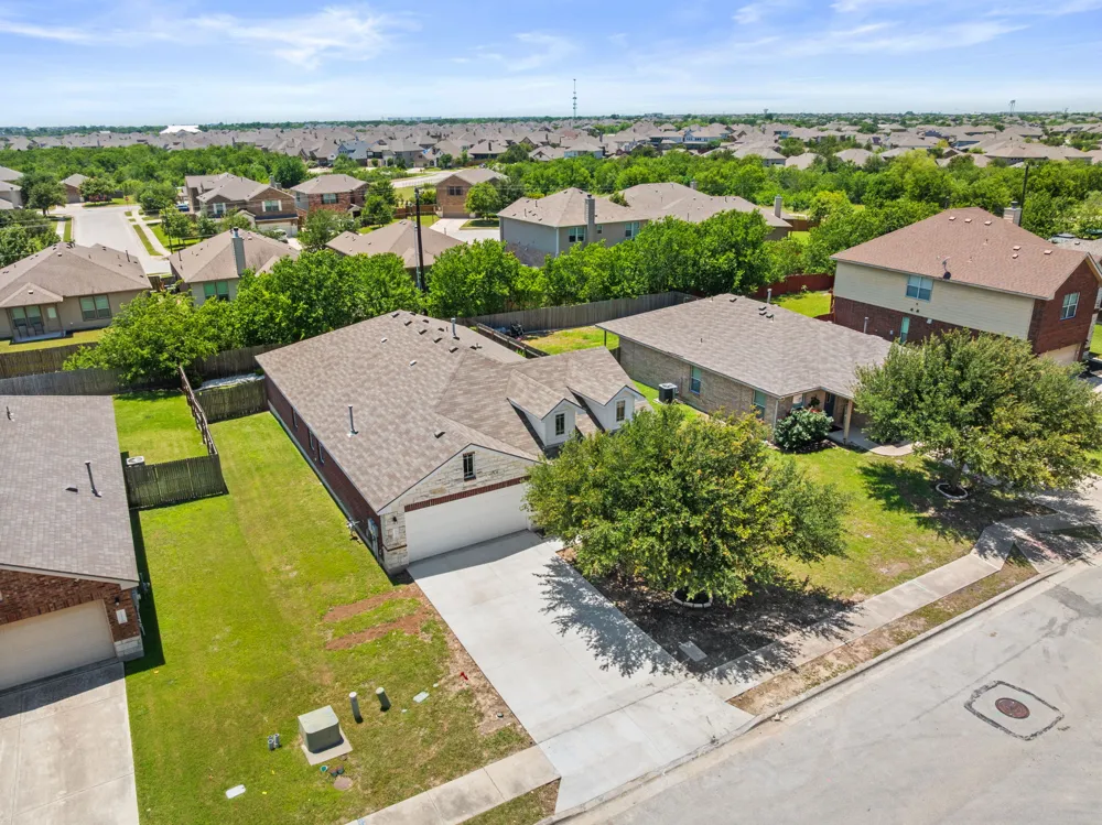 19832 Harrier Flight Trail Pflugerville, TX 78660