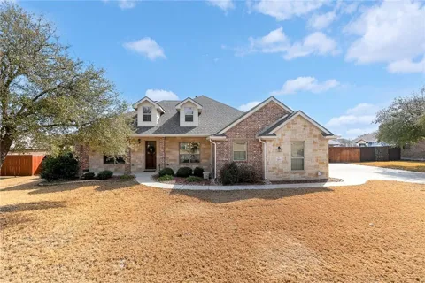 2041 Bella Vita Drive