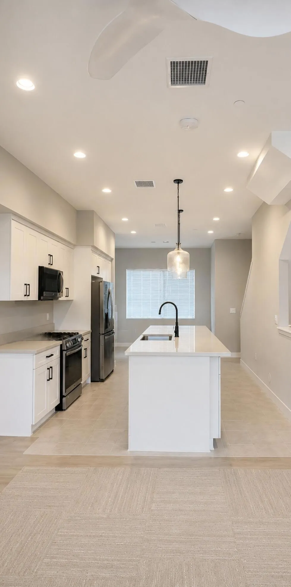 2543 Marine Avenue Gardena, CA 90249
