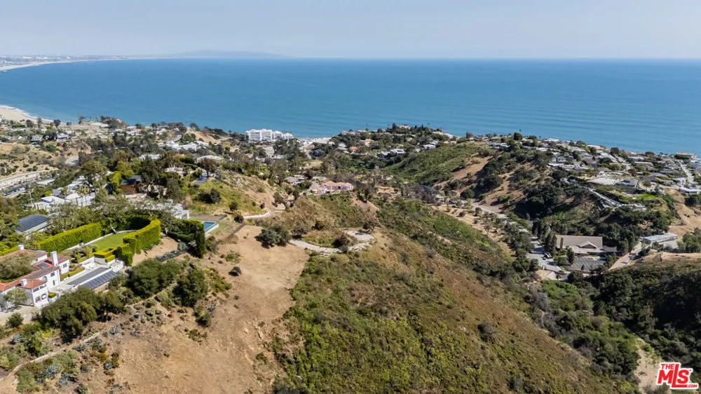 646 Paseo Miramar Pacific Palisades, CA 90272