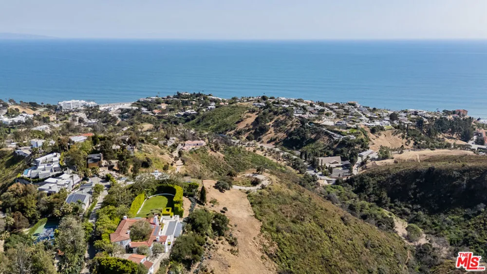 646 Paseo Miramar Pacific Palisades, CA 90272
