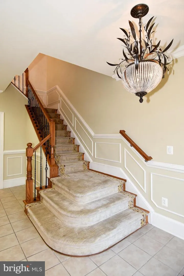 12525 LINDA VIEW LANE Potomac, MD 20854
