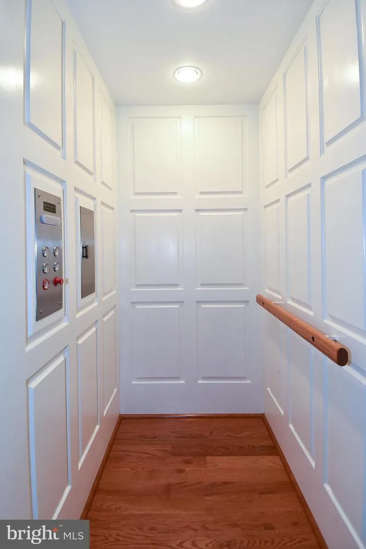 12525 LINDA VIEW LANE Potomac, MD 20854