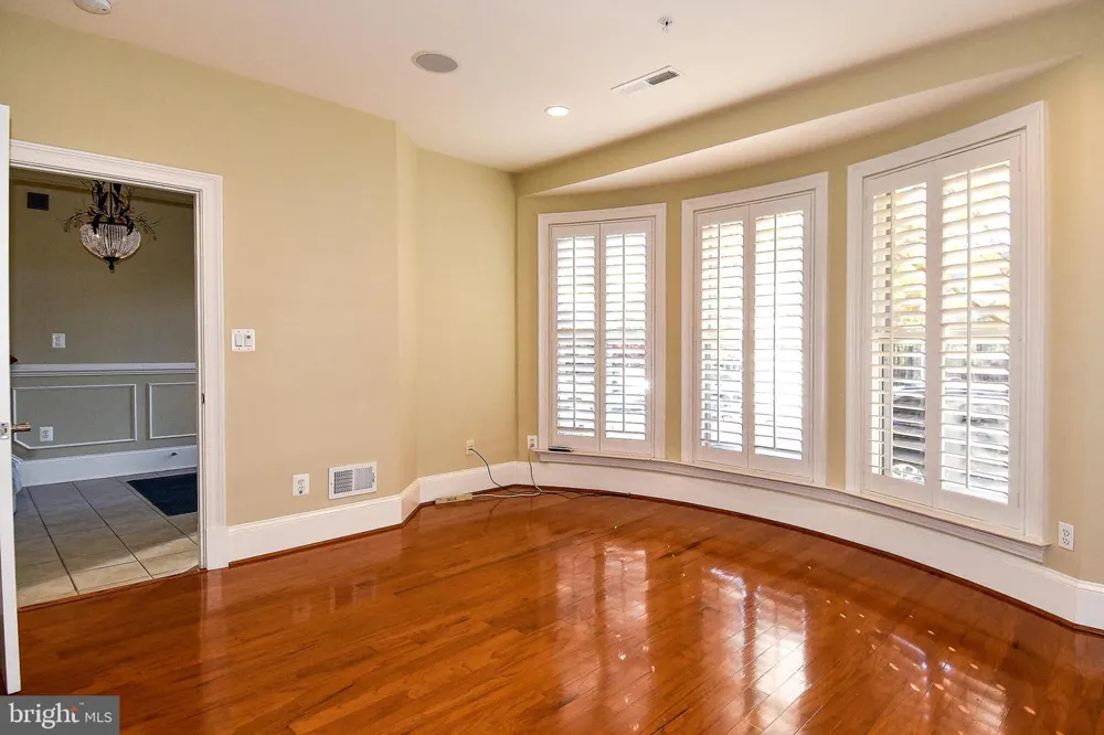 12525 LINDA VIEW LANE Potomac, MD 20854