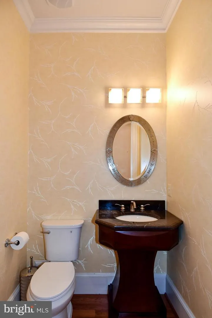 12525 LINDA VIEW LANE Potomac, MD 20854