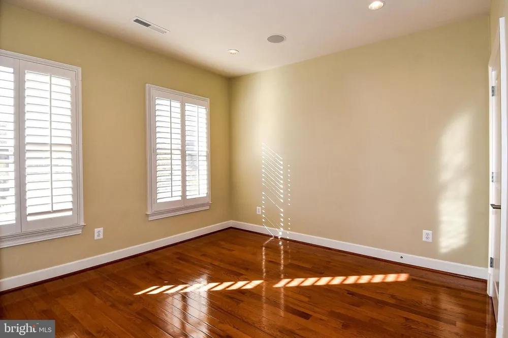 12525 LINDA VIEW LANE Potomac, MD 20854