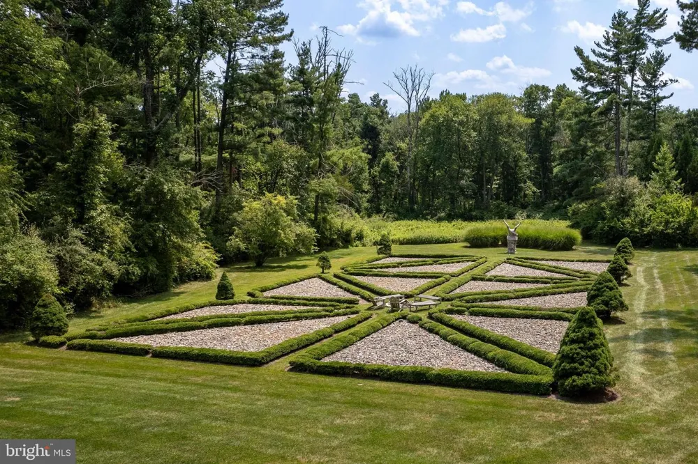 600 PRETTY BROOK ROAD Princeton, NJ 08540