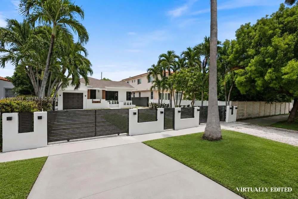1405 Lenox Ave Miami Beach, FL 33139