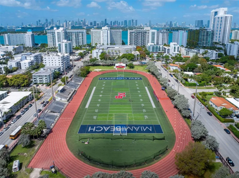 1405 Lenox Ave Miami Beach, FL 33139