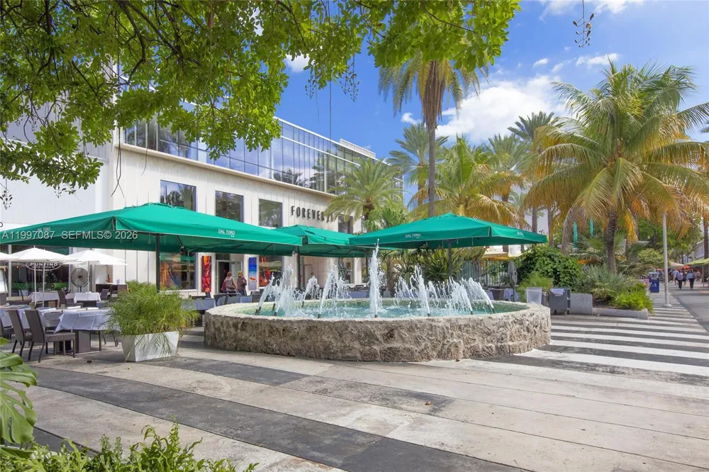 1405 Lenox Ave Miami Beach, FL 33139