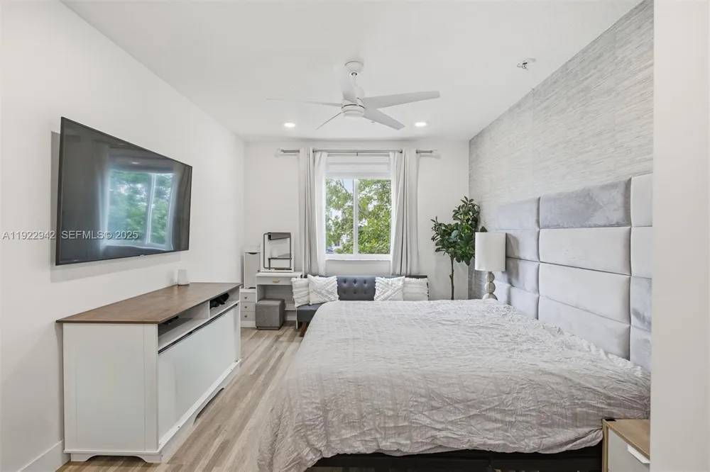 6420 NW 102nd Path #110 Doral, FL 33178