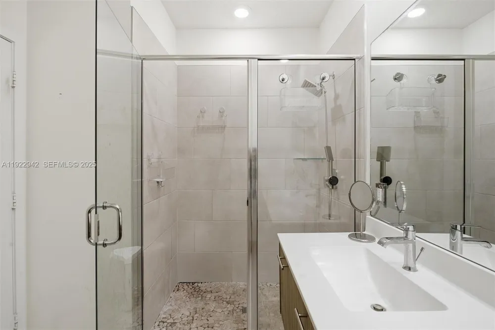 6420 NW 102nd Path #110 Doral, FL 33178