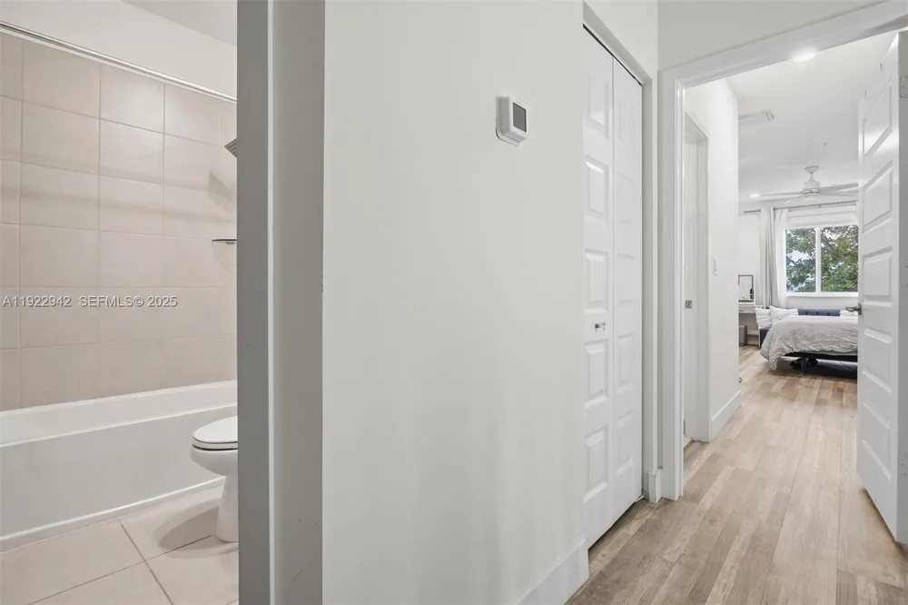 6420 NW 102nd Path #110 Doral, FL 33178