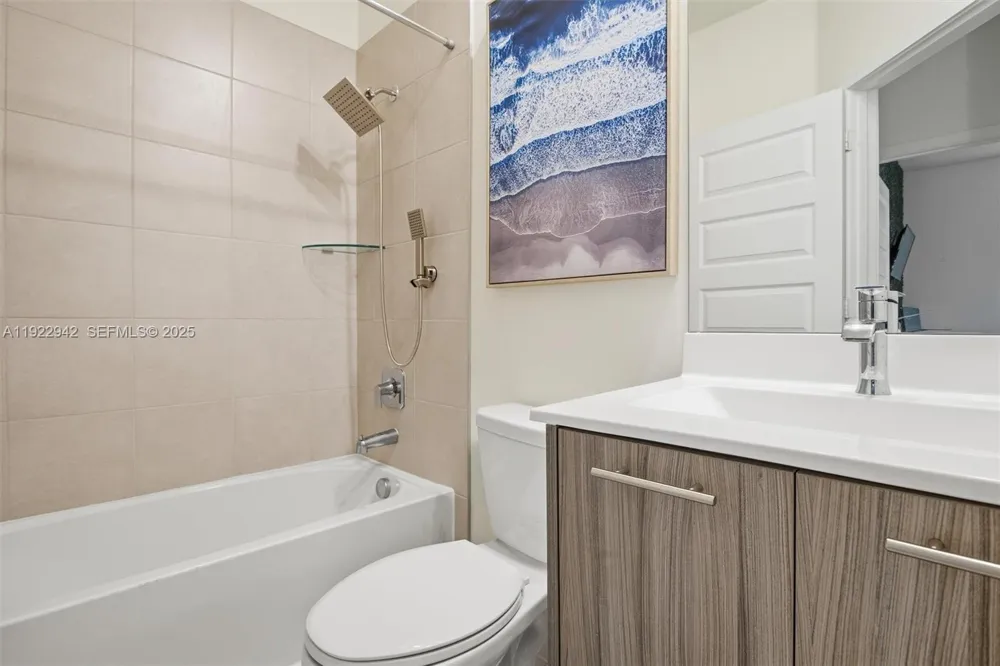 6420 NW 102nd Path #110 Doral, FL 33178