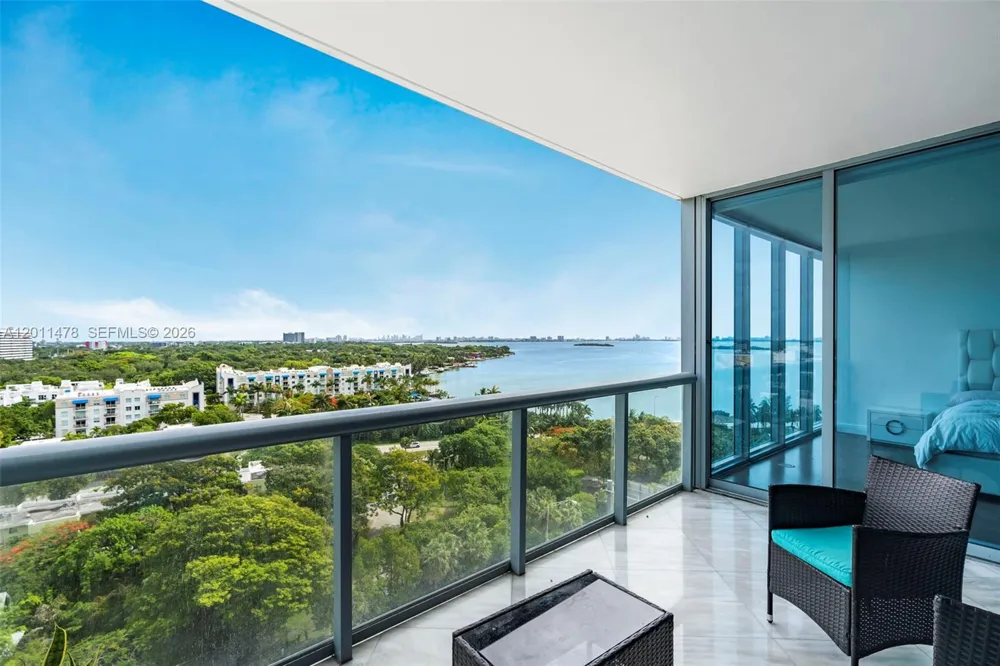 601 NE 36th St #1103 Miami, FL 33137