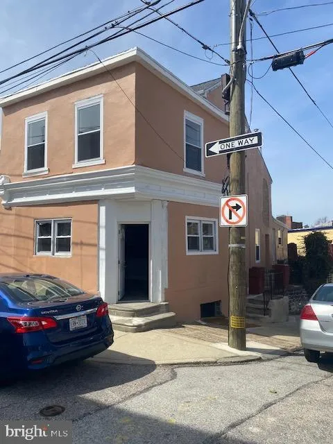 182 DUPONT STREET