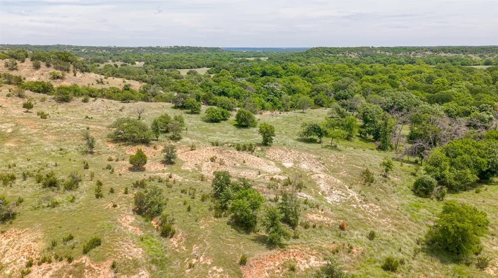 7523 County Road 163 Stephenville, TX 76401
