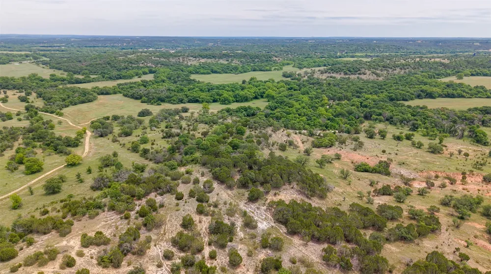 7523 County Road 163 Stephenville, TX 76401