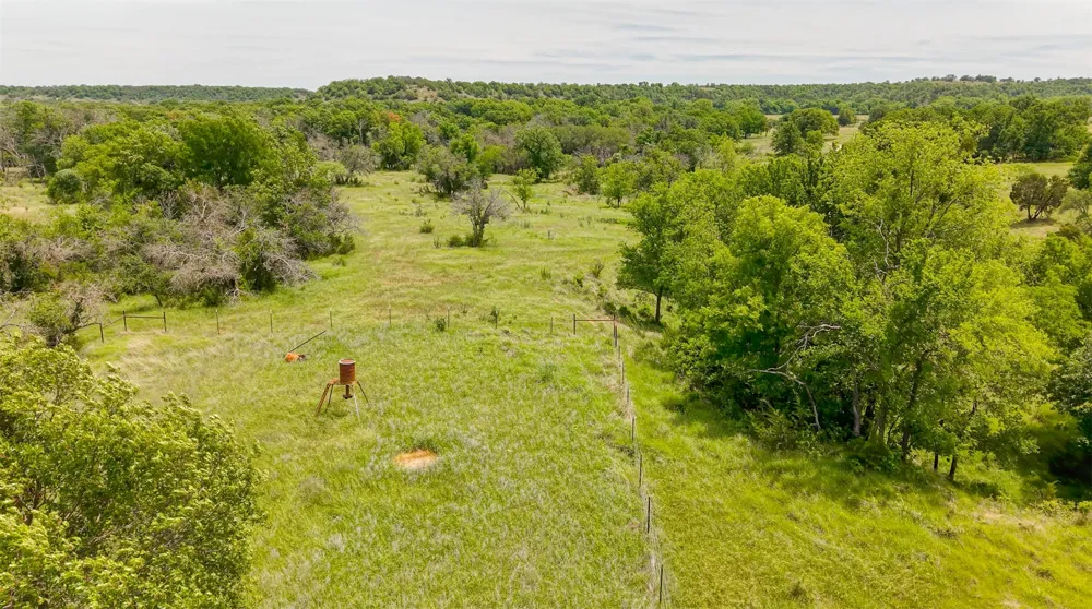 7523 County Road 163 Stephenville, TX 76401