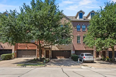 1530 Biltmore Lane