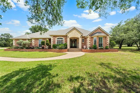 175 Winding Trail