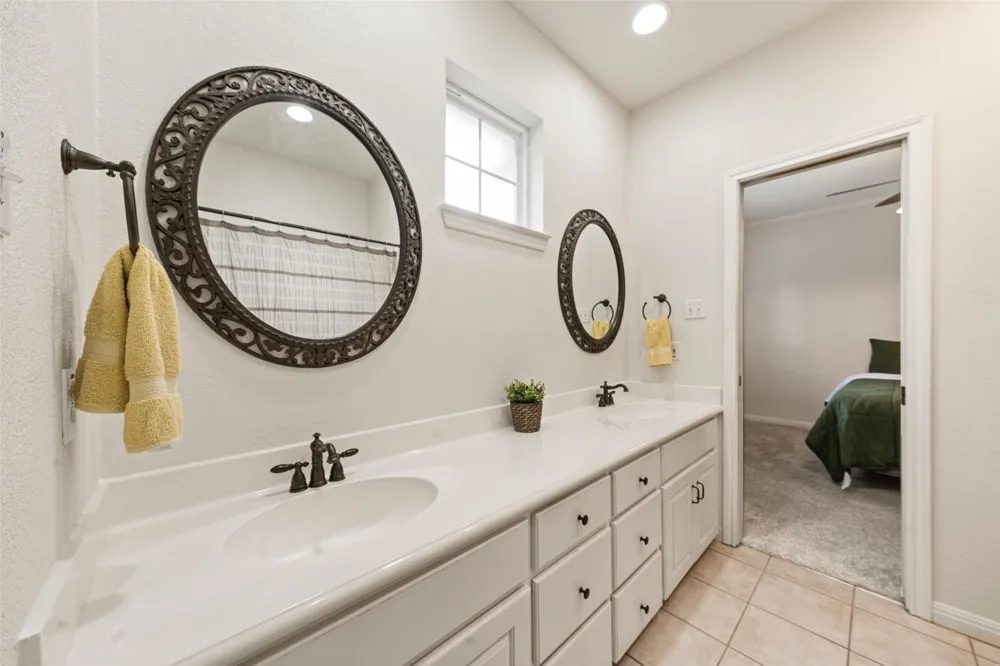 175 Winding Trail Crawford, TX 76638