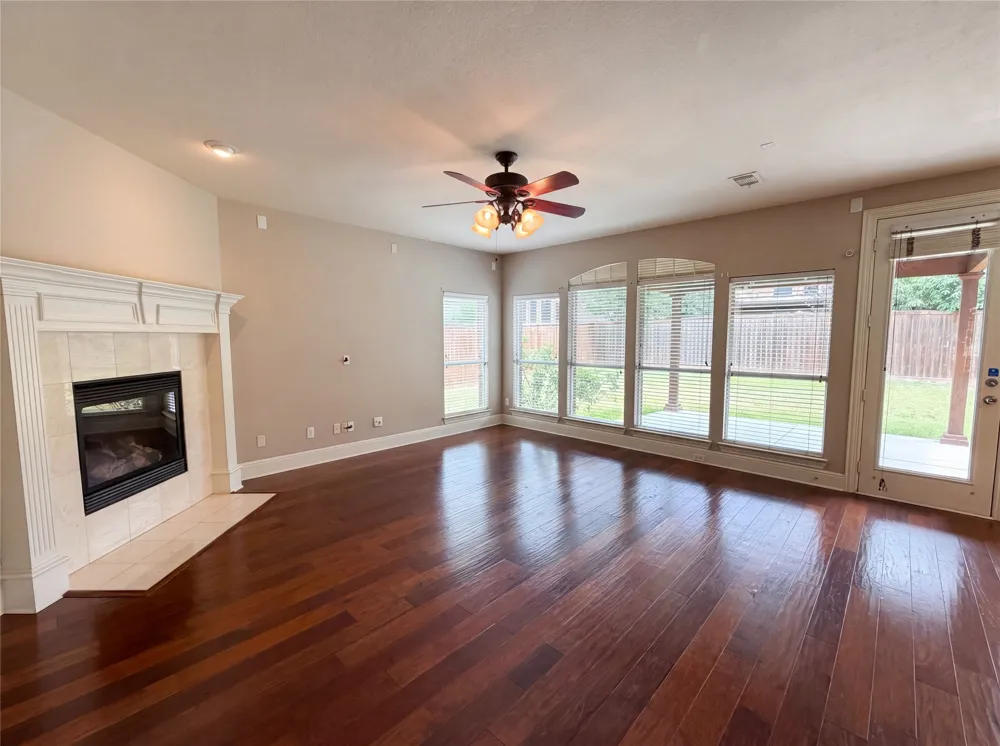 10330 Sandbar Drive Irving, TX 75063