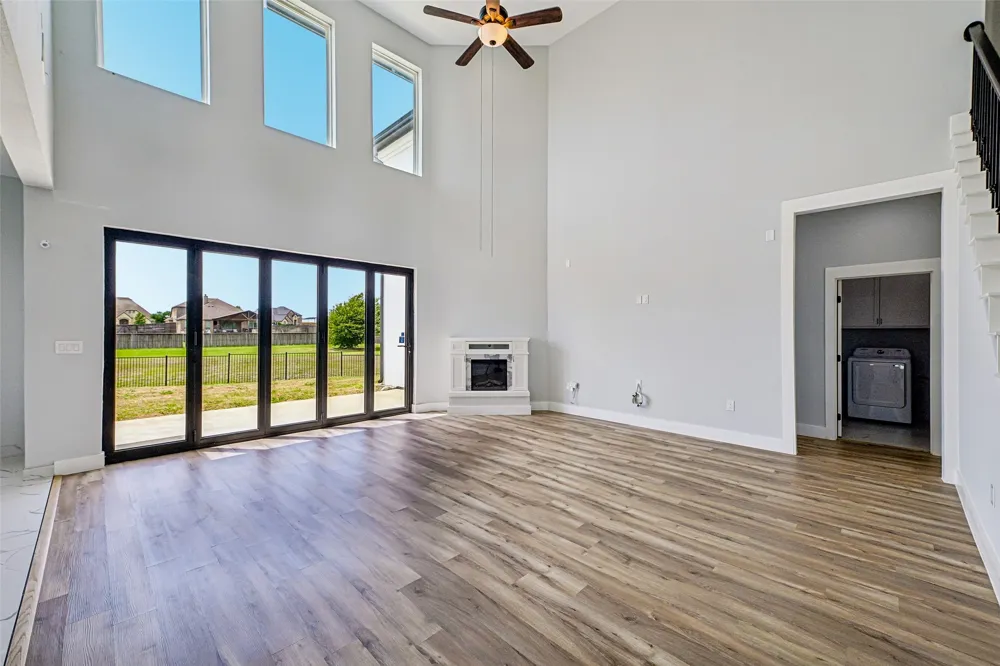 681 Davenport Drive Waxahachie, TX 75167