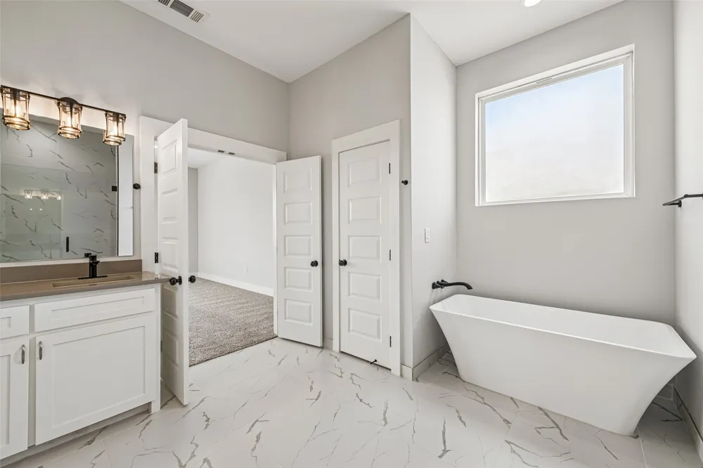 681 Davenport Drive Waxahachie, TX 75167