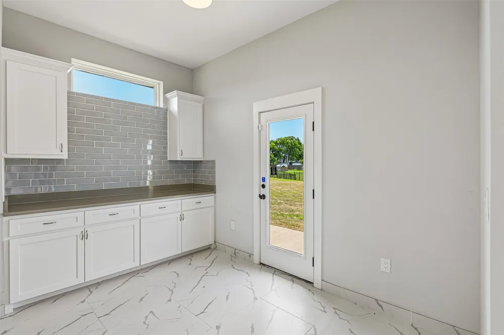 681 Davenport Drive Waxahachie, TX 75167